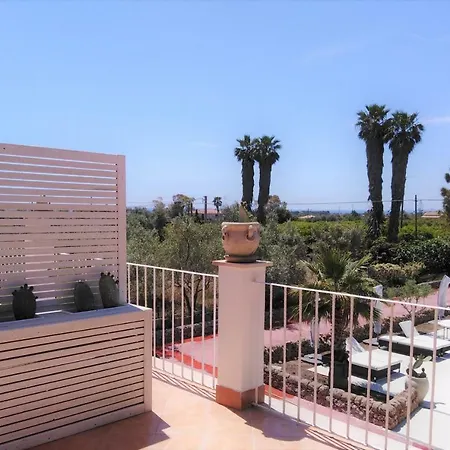 Marina Hotel
